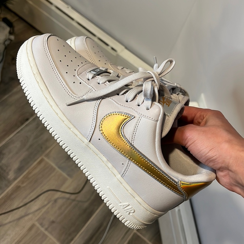 Nike Air Force 1